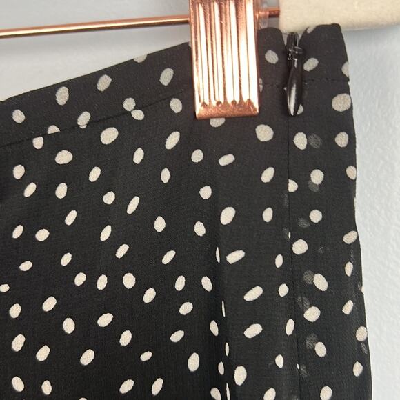 CAbi #4024 Sinatra handkerchief hem Skirt new with tags - Picture 8 of 12